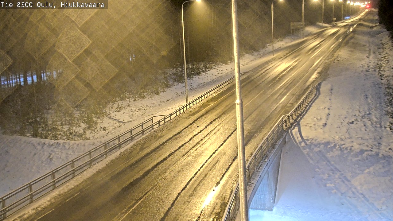 Weather Camera Image väg 8300 Oulu Hiukkavaara, Oulu, Pohjois-Pohjanmaa
