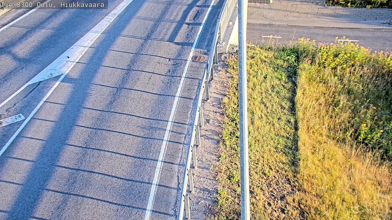Weather Camera Image road 8300 Oulu Hiukkavaara, Oulu, Pohjois-Pohjanmaa