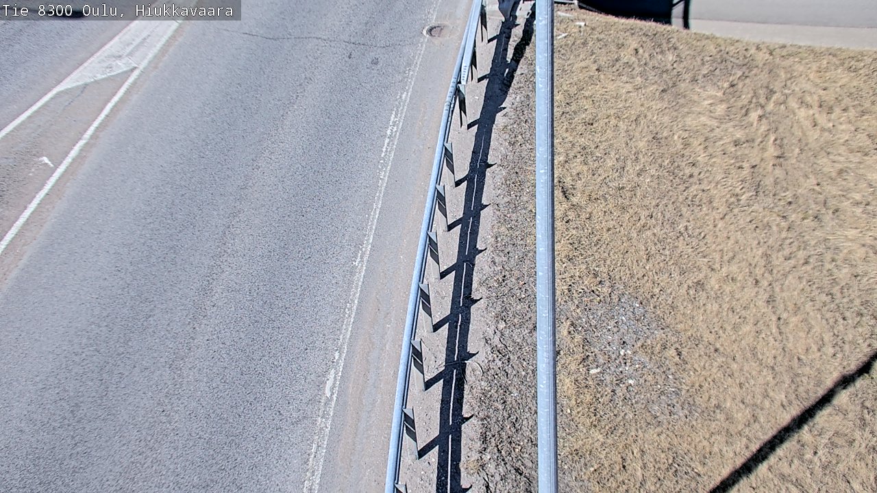 Weather Camera Image väg 8300 Oulu Hiukkavaara, Oulu, Pohjois-Pohjanmaa