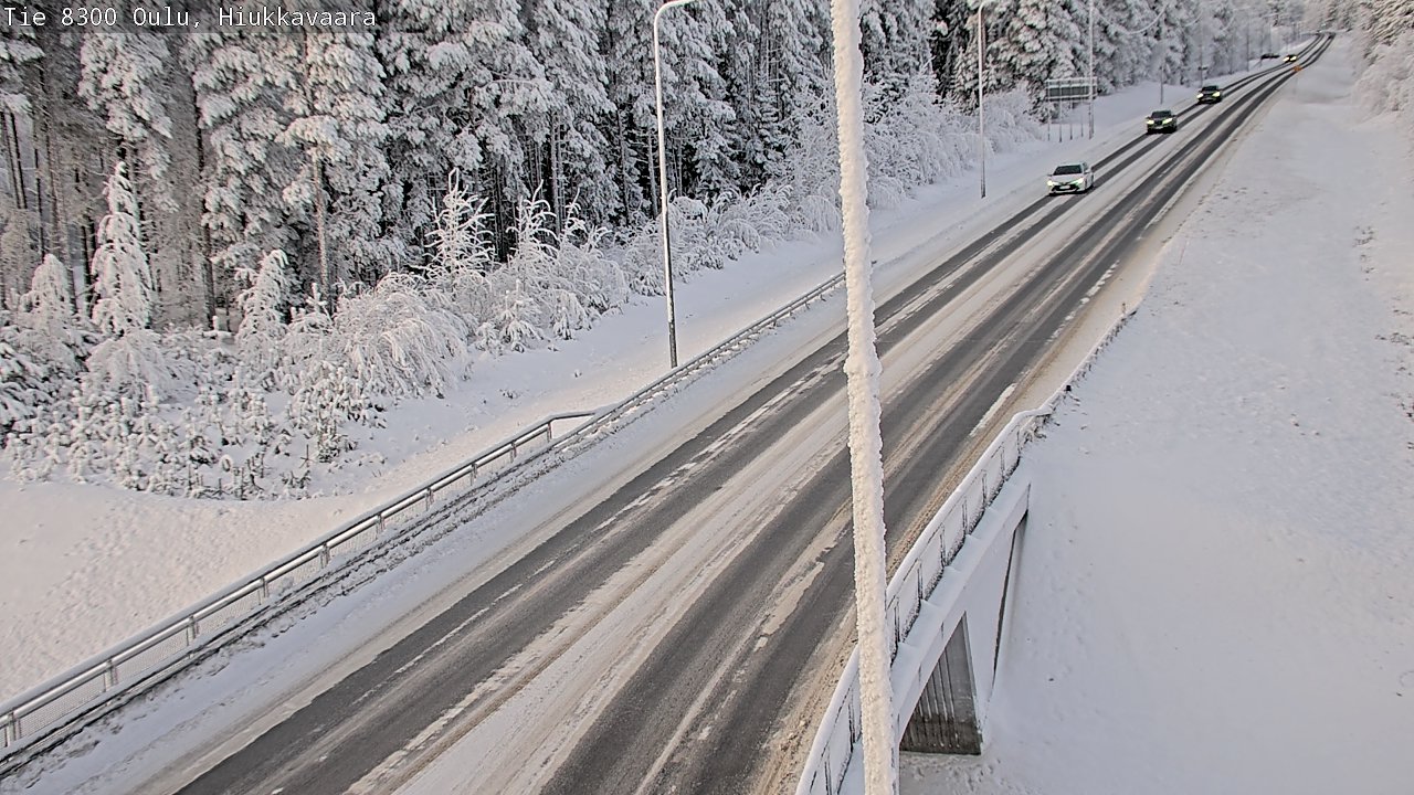 Weather Camera Image väg 8300 Oulu Hiukkavaara, Oulu, Pohjois-Pohjanmaa
