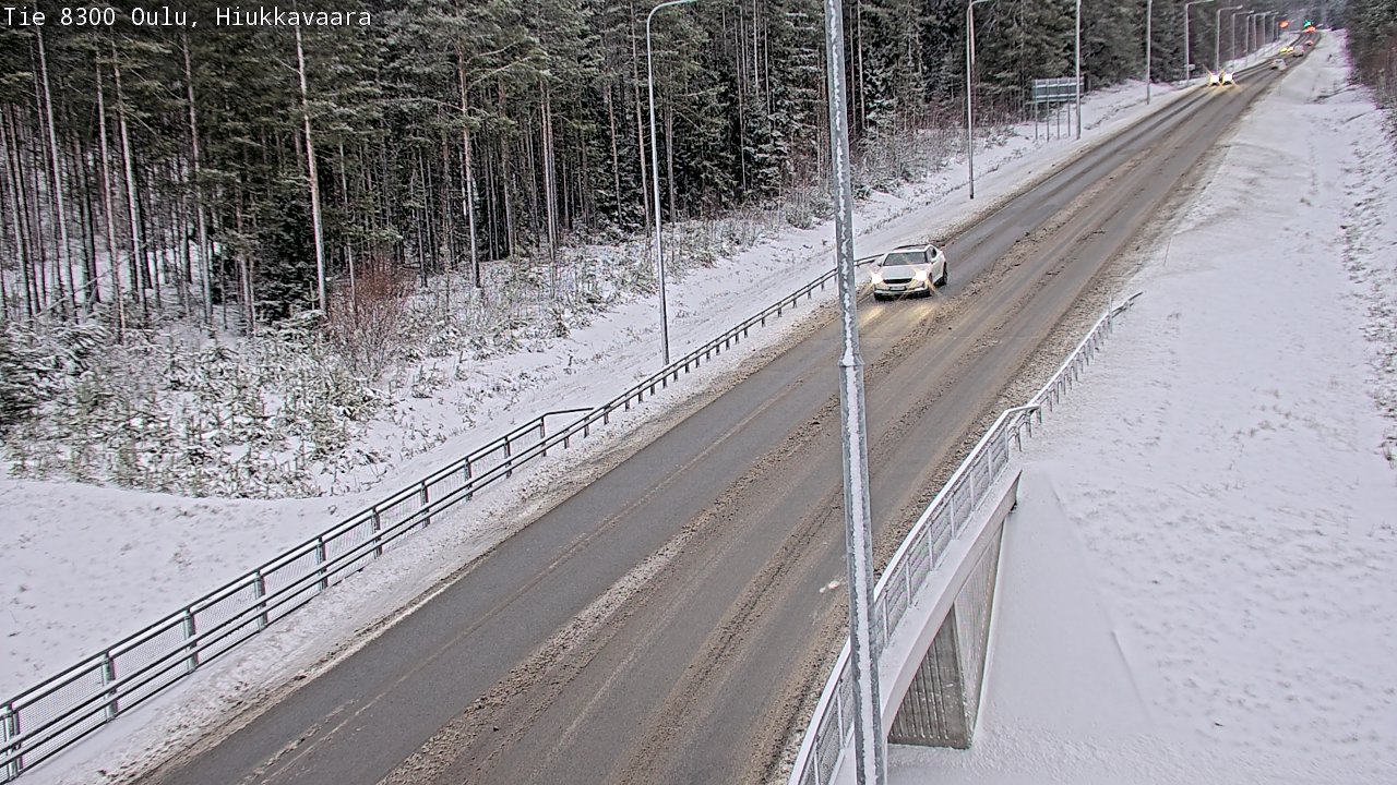 Weather Camera Image väg 8300 Oulu Hiukkavaara, Oulu, Pohjois-Pohjanmaa