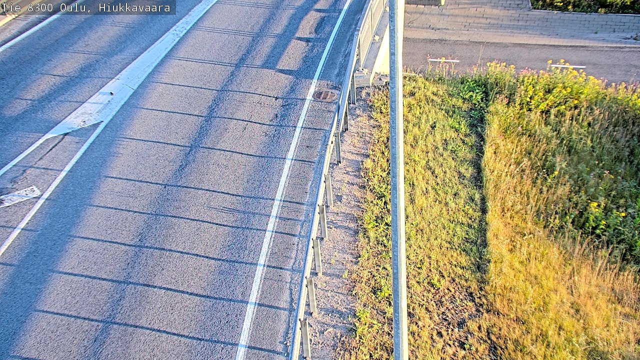 Weather Camera Image road 8300 Oulu Hiukkavaara, Oulu, Pohjois-Pohjanmaa