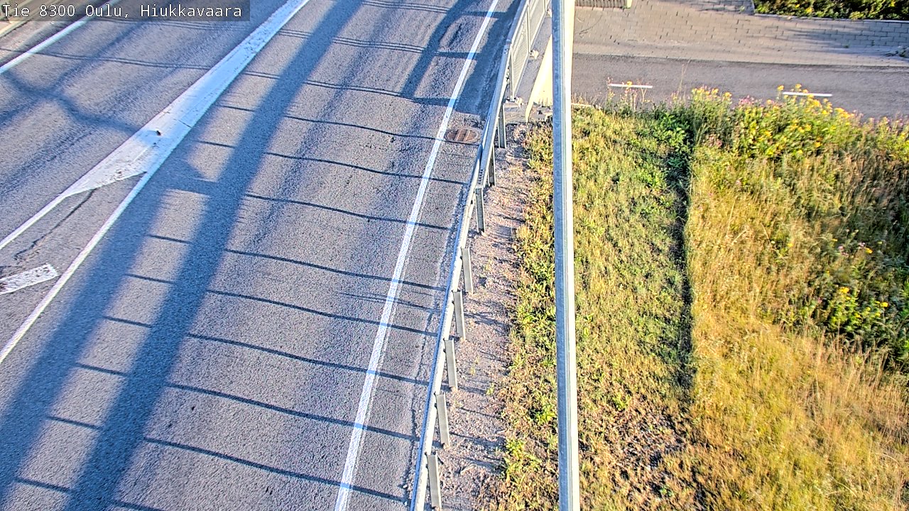 Weather Camera Image road 8300 Oulu Hiukkavaara, Oulu, Pohjois-Pohjanmaa