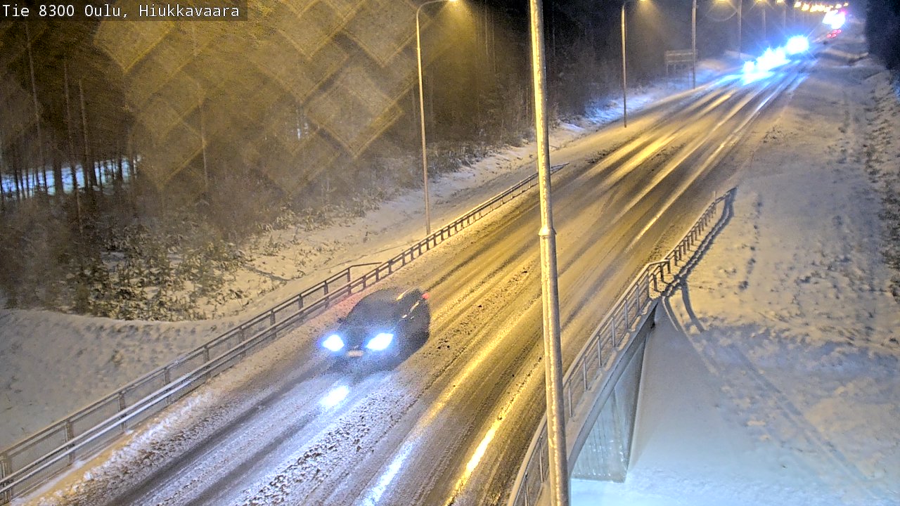 Weather Camera Image väg 8300 Oulu Hiukkavaara, Oulu, Pohjois-Pohjanmaa