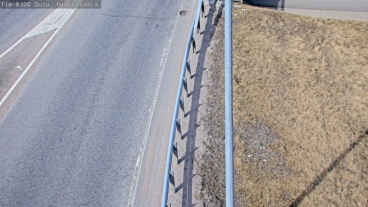 Weather Camera Image väg 8300 Oulu Hiukkavaara, Oulu, Pohjois-Pohjanmaa