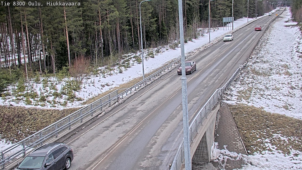 Weather Camera Image road 8300 Oulu Hiukkavaara, Oulu, Pohjois-Pohjanmaa