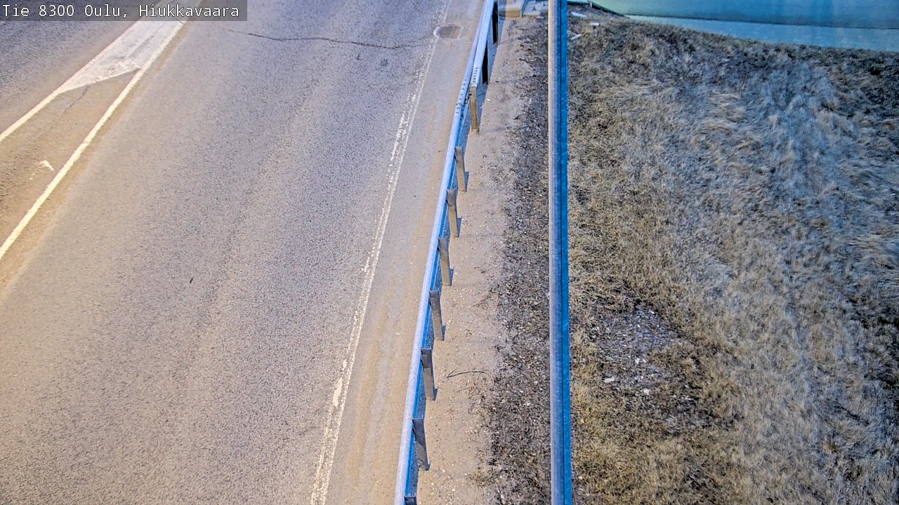 Weather Camera Image road 8300 Oulu Hiukkavaara, Oulu, Pohjois-Pohjanmaa
