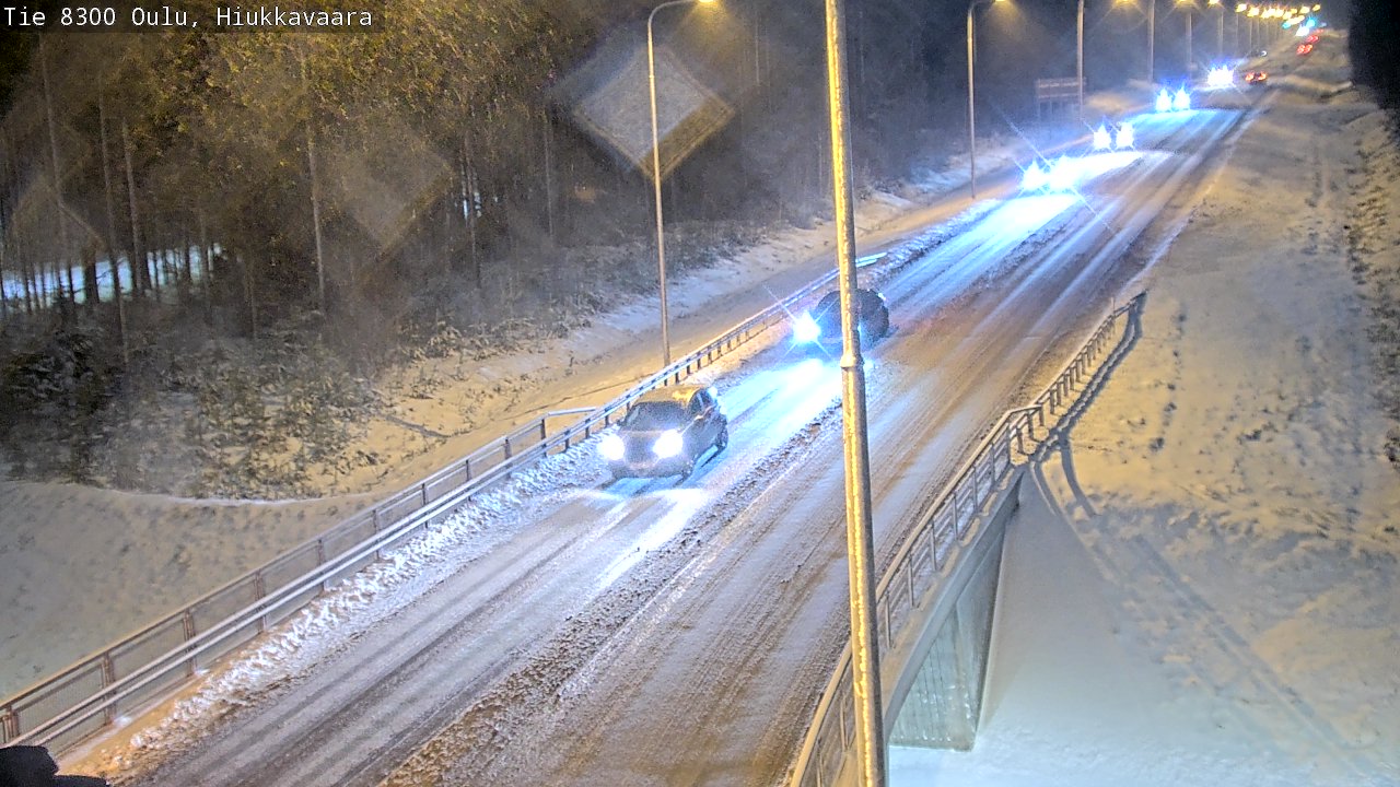 Weather Camera Image väg 8300 Oulu Hiukkavaara, Oulu, Pohjois-Pohjanmaa