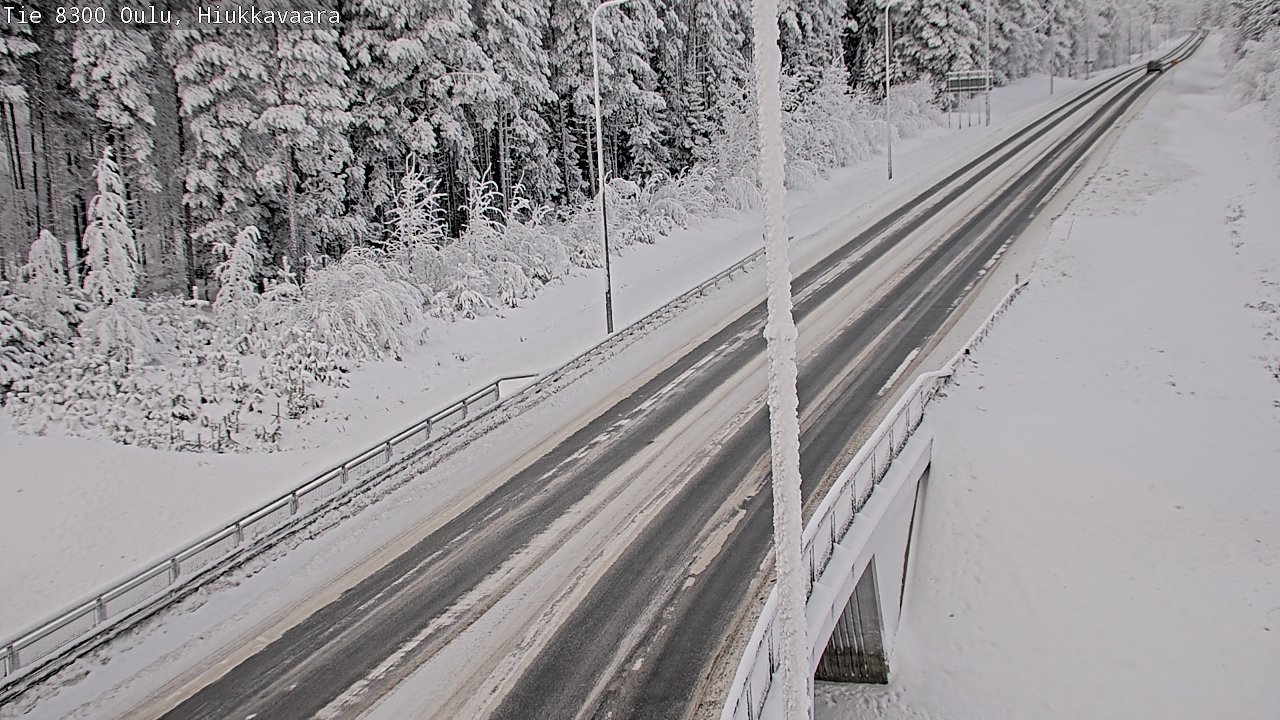 Weather Camera Image väg 8300 Oulu Hiukkavaara, Oulu, Pohjois-Pohjanmaa