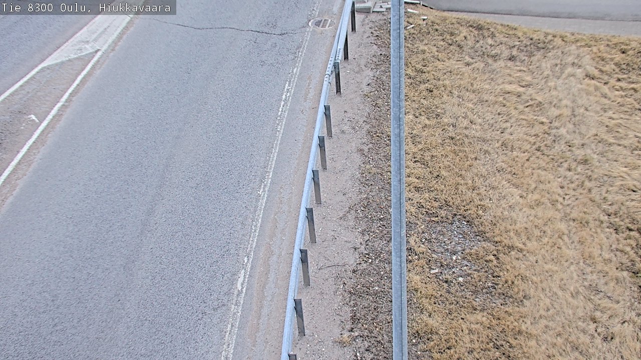 Weather Camera Image road 8300 Oulu Hiukkavaara, Oulu, Pohjois-Pohjanmaa