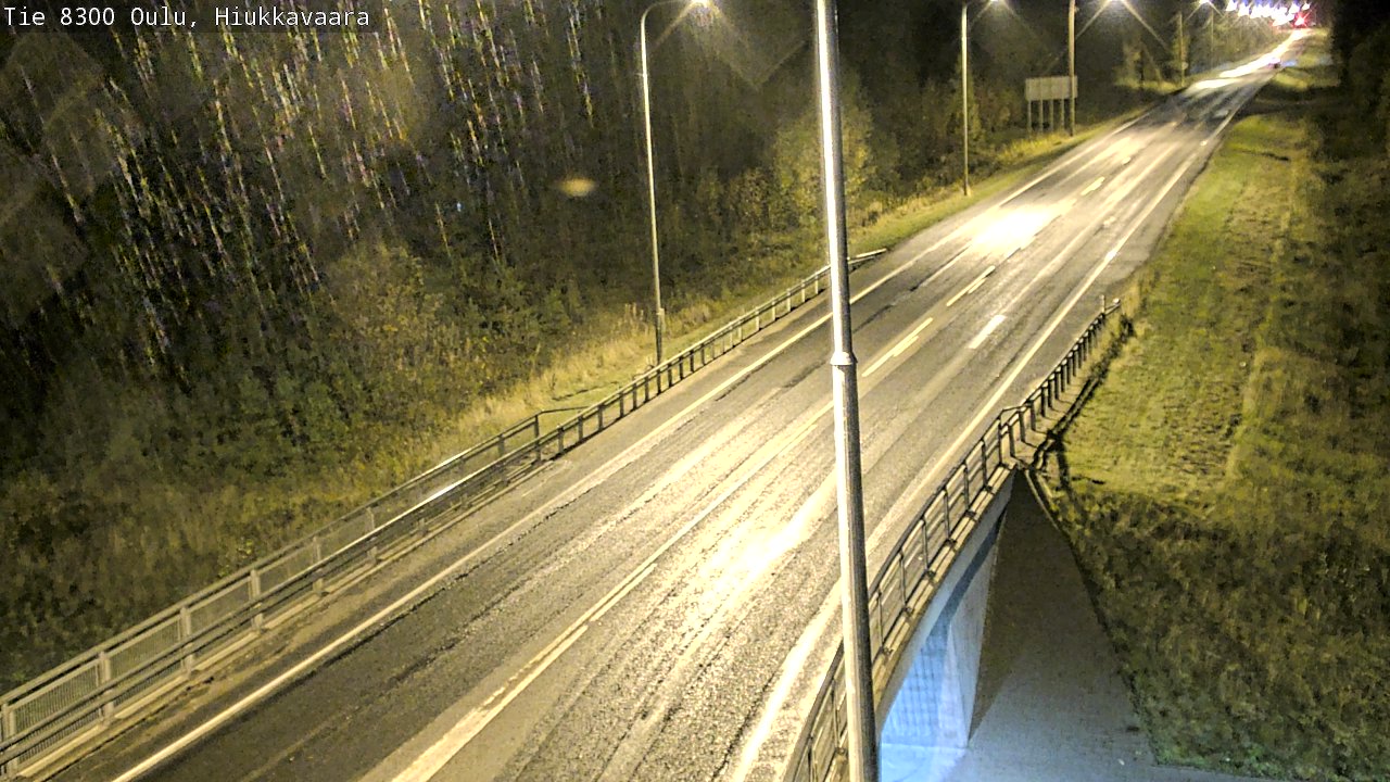 Weather Camera Image road 8300 Oulu Hiukkavaara, Oulu, Pohjois-Pohjanmaa