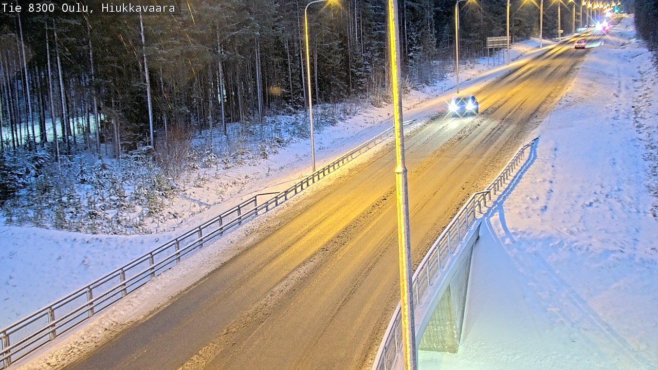Weather Camera Image väg 8300 Oulu Hiukkavaara, Oulu, Pohjois-Pohjanmaa