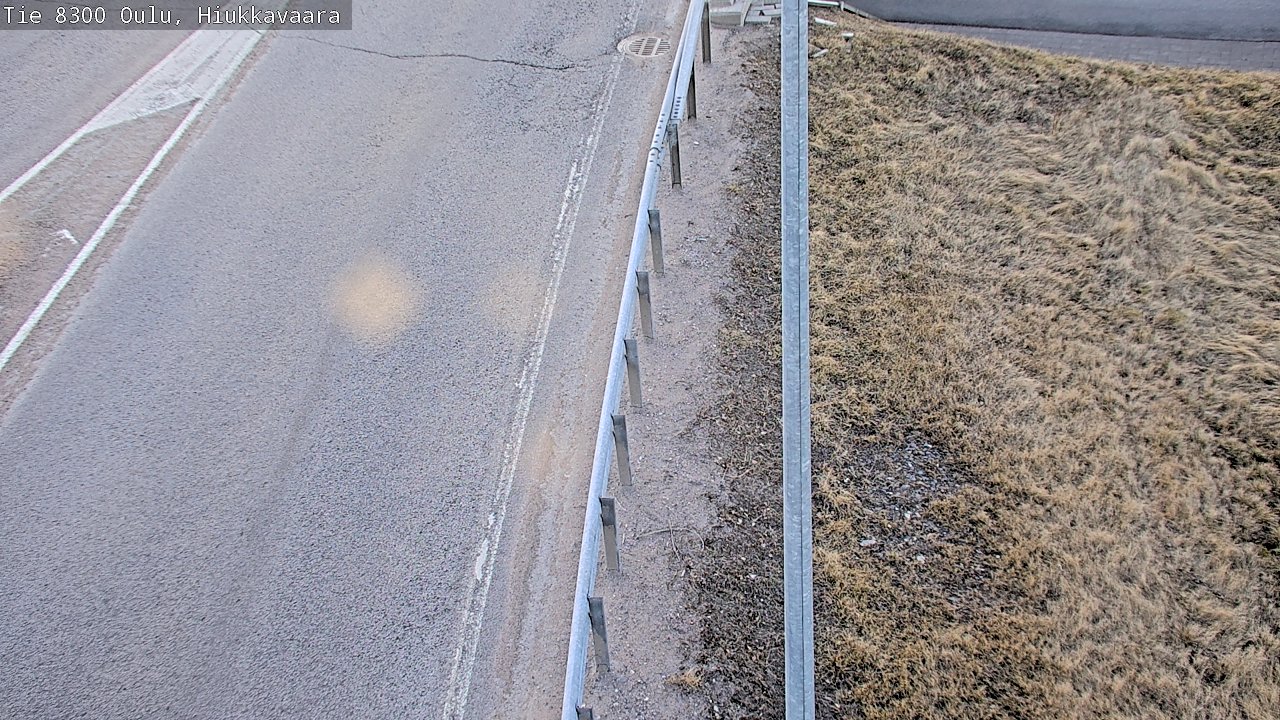 Weather Camera Image väg 8300 Oulu Hiukkavaara, Oulu, Pohjois-Pohjanmaa