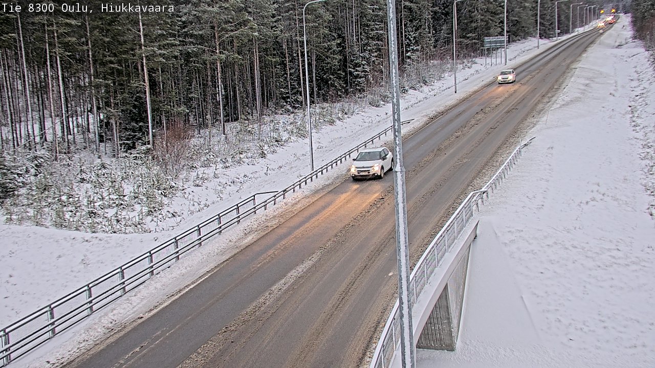 Weather Camera Image väg 8300 Oulu Hiukkavaara, Oulu, Pohjois-Pohjanmaa