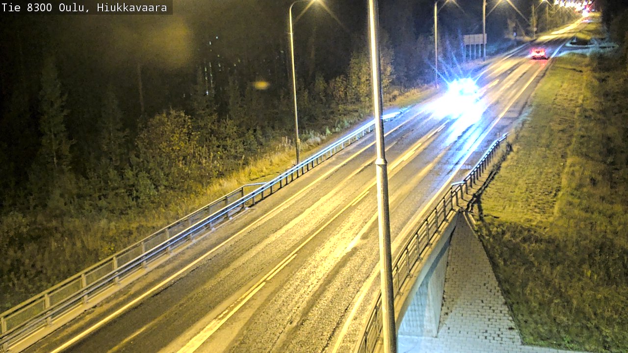 Weather Camera Image road 8300 Oulu Hiukkavaara, Oulu, Pohjois-Pohjanmaa