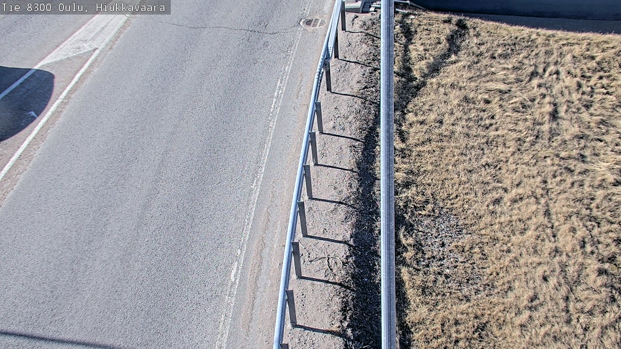 Weather Camera Image väg 8300 Oulu Hiukkavaara, Oulu, Pohjois-Pohjanmaa