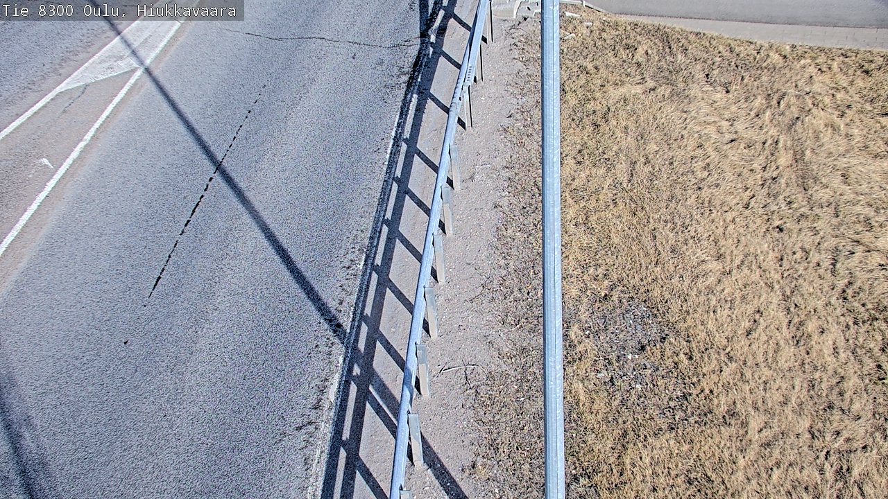 Weather Camera Image väg 8300 Oulu Hiukkavaara, Oulu, Pohjois-Pohjanmaa