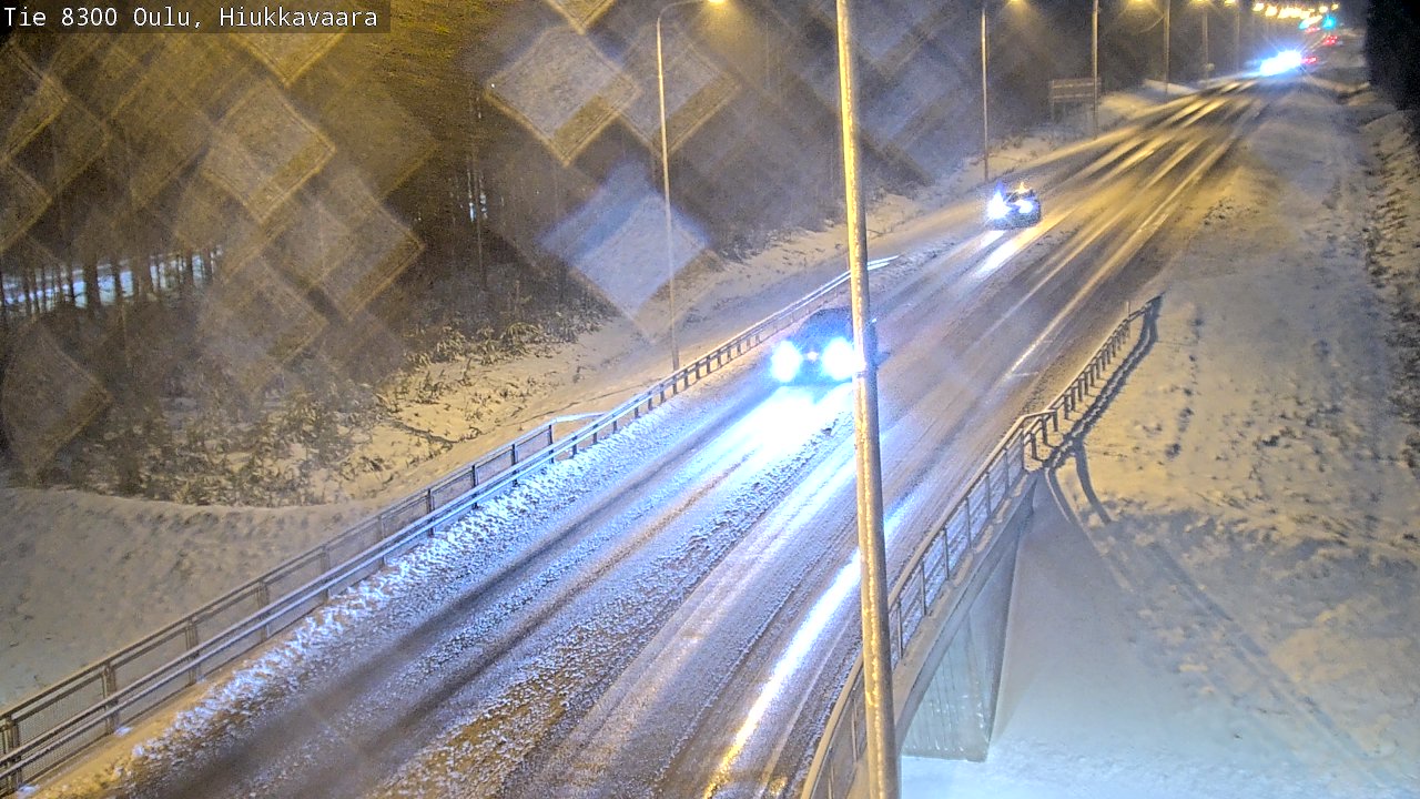 Weather Camera Image väg 8300 Oulu Hiukkavaara, Oulu, Pohjois-Pohjanmaa