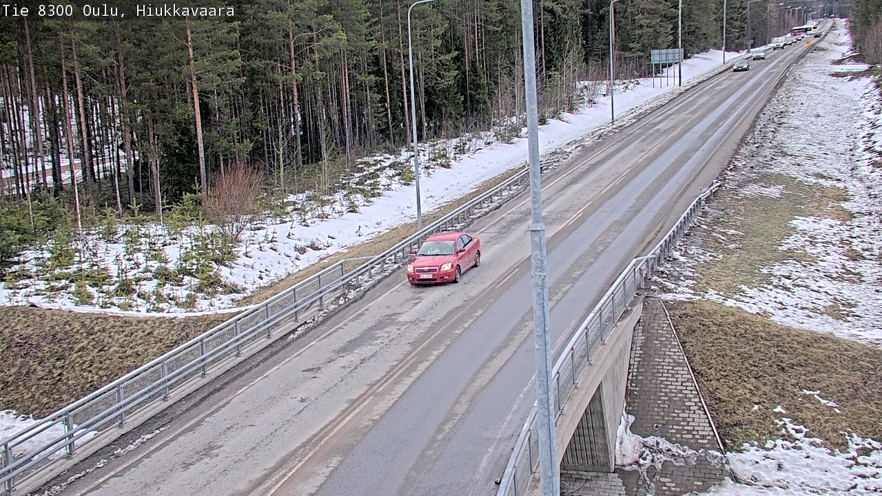 Weather Camera Image road 8300 Oulu Hiukkavaara, Oulu, Pohjois-Pohjanmaa