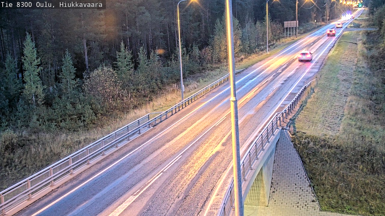 Weather Camera Image road 8300 Oulu Hiukkavaara, Oulu, Pohjois-Pohjanmaa