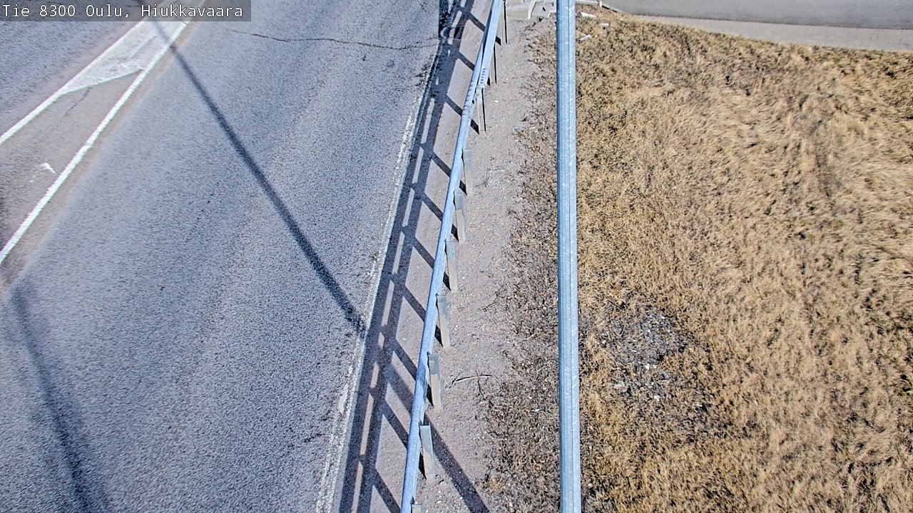 Weather Camera Image väg 8300 Oulu Hiukkavaara, Oulu, Pohjois-Pohjanmaa