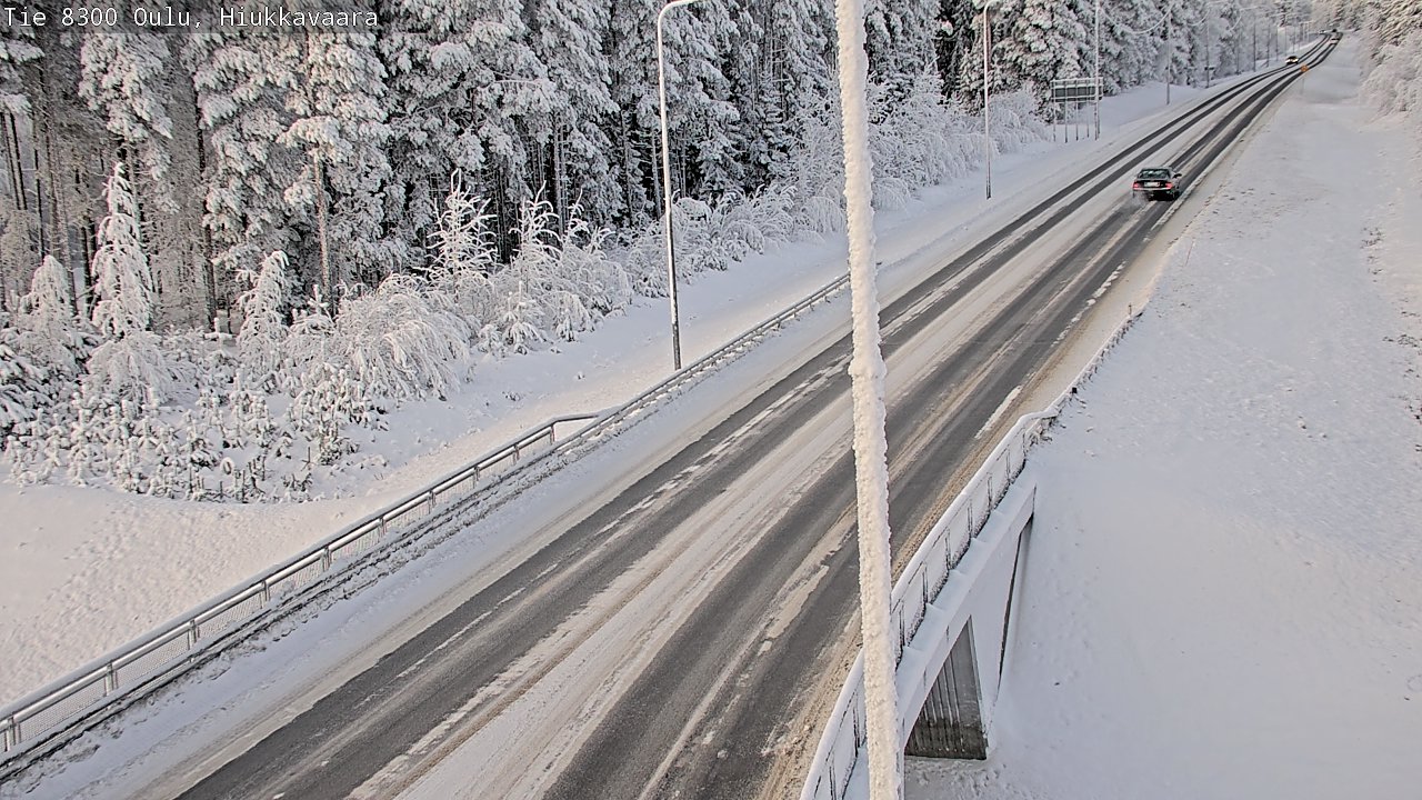 Weather Camera Image väg 8300 Oulu Hiukkavaara, Oulu, Pohjois-Pohjanmaa