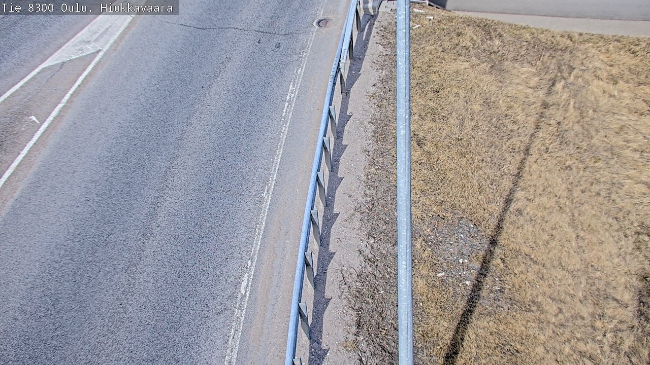 Weather Camera Image väg 8300 Oulu Hiukkavaara, Oulu, Pohjois-Pohjanmaa