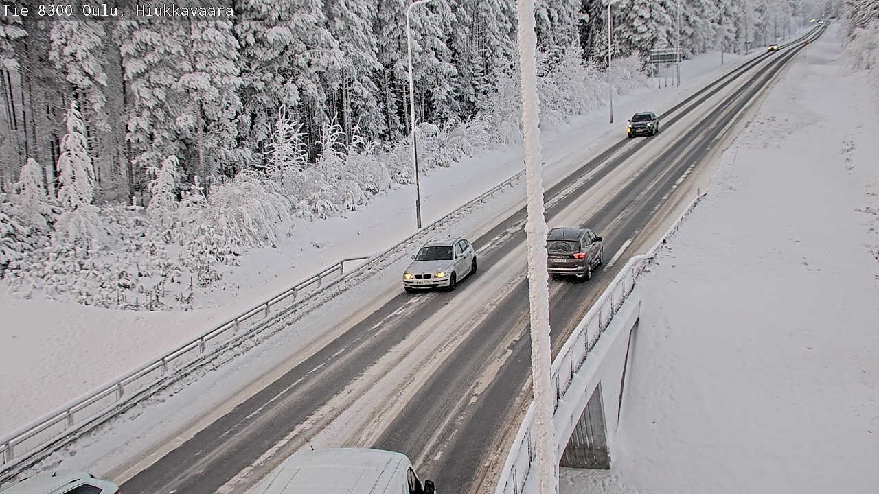 Weather Camera Image väg 8300 Oulu Hiukkavaara, Oulu, Pohjois-Pohjanmaa