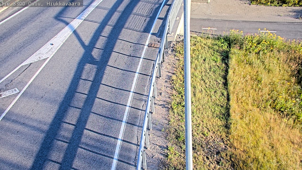 Weather Camera Image road 8300 Oulu Hiukkavaara, Oulu, Pohjois-Pohjanmaa