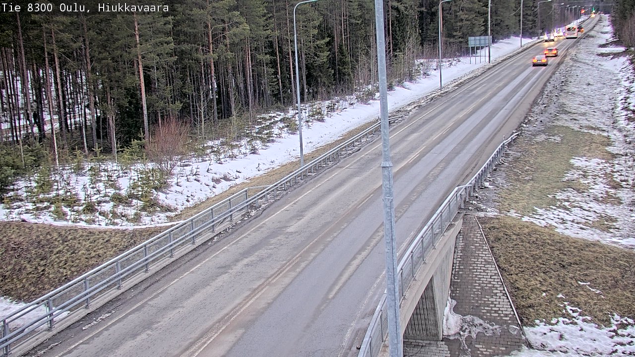 Weather Camera Image väg 8300 Oulu Hiukkavaara, Oulu, Pohjois-Pohjanmaa