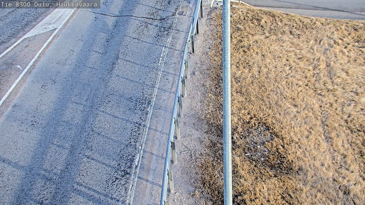 Weather Camera Image väg 8300 Oulu Hiukkavaara, Oulu, Pohjois-Pohjanmaa