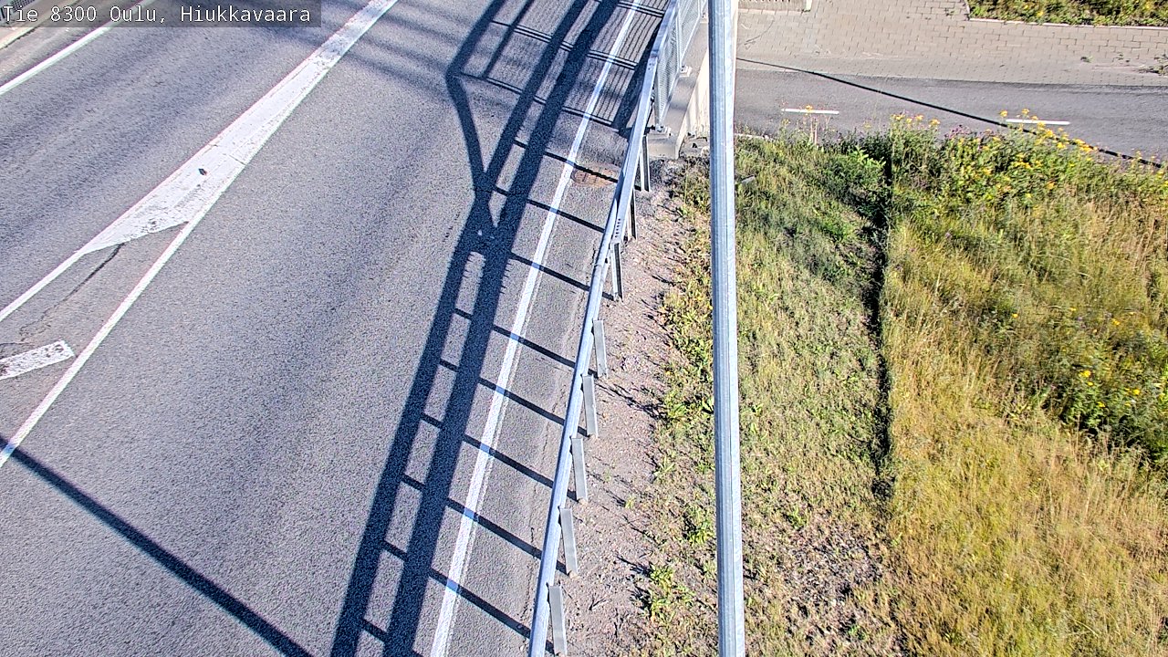 Weather Camera Image road 8300 Oulu Hiukkavaara, Oulu, Pohjois-Pohjanmaa