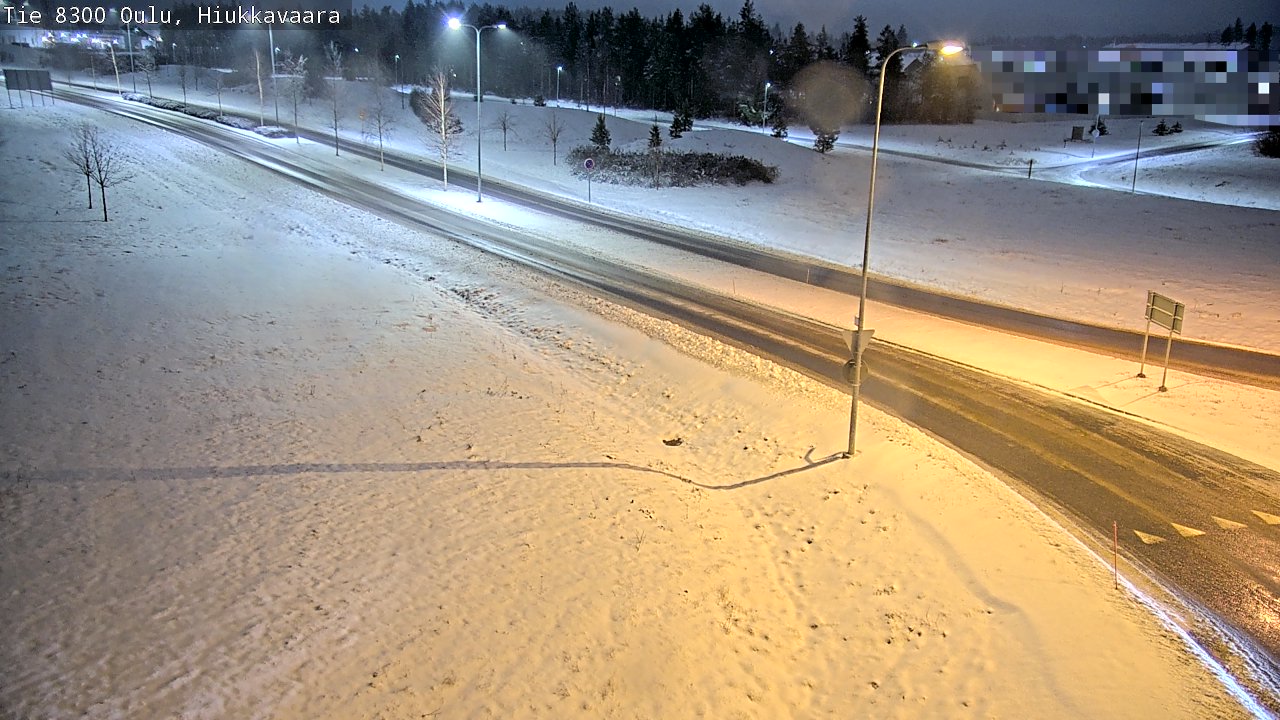 Weather Camera Image väg 8300 Oulu Hiukkavaara, Oulu, Pohjois-Pohjanmaa