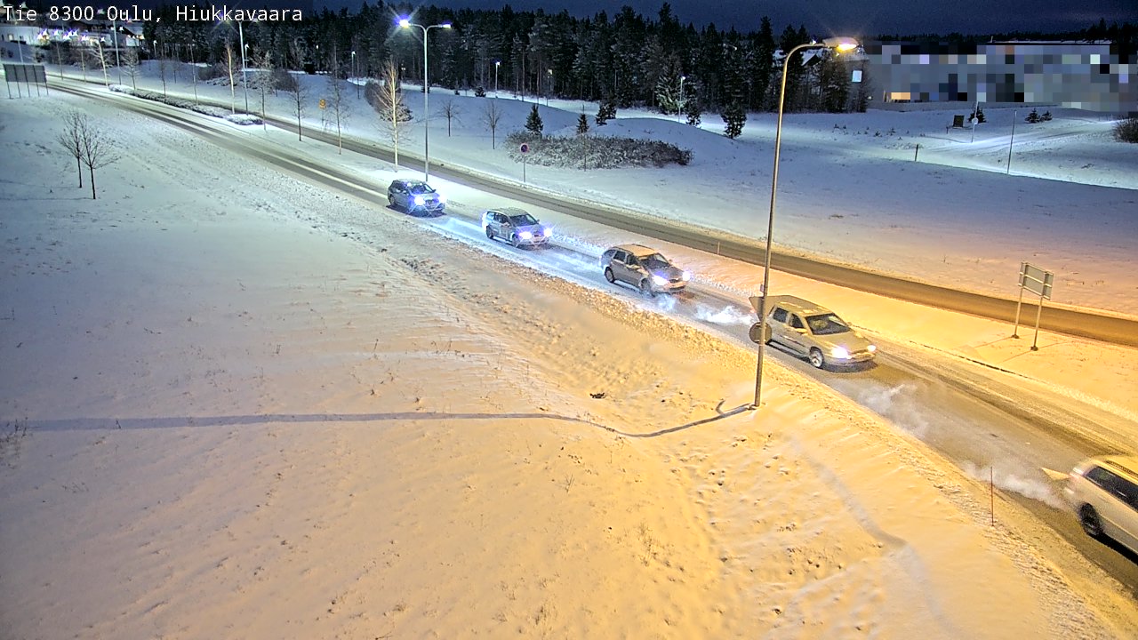 Weather Camera Image väg 8300 Oulu Hiukkavaara, Oulu, Pohjois-Pohjanmaa