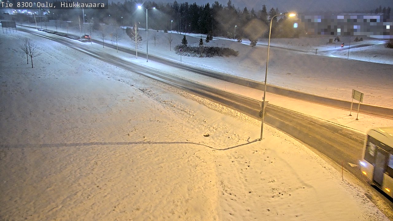 Weather Camera Image väg 8300 Oulu Hiukkavaara, Oulu, Pohjois-Pohjanmaa
