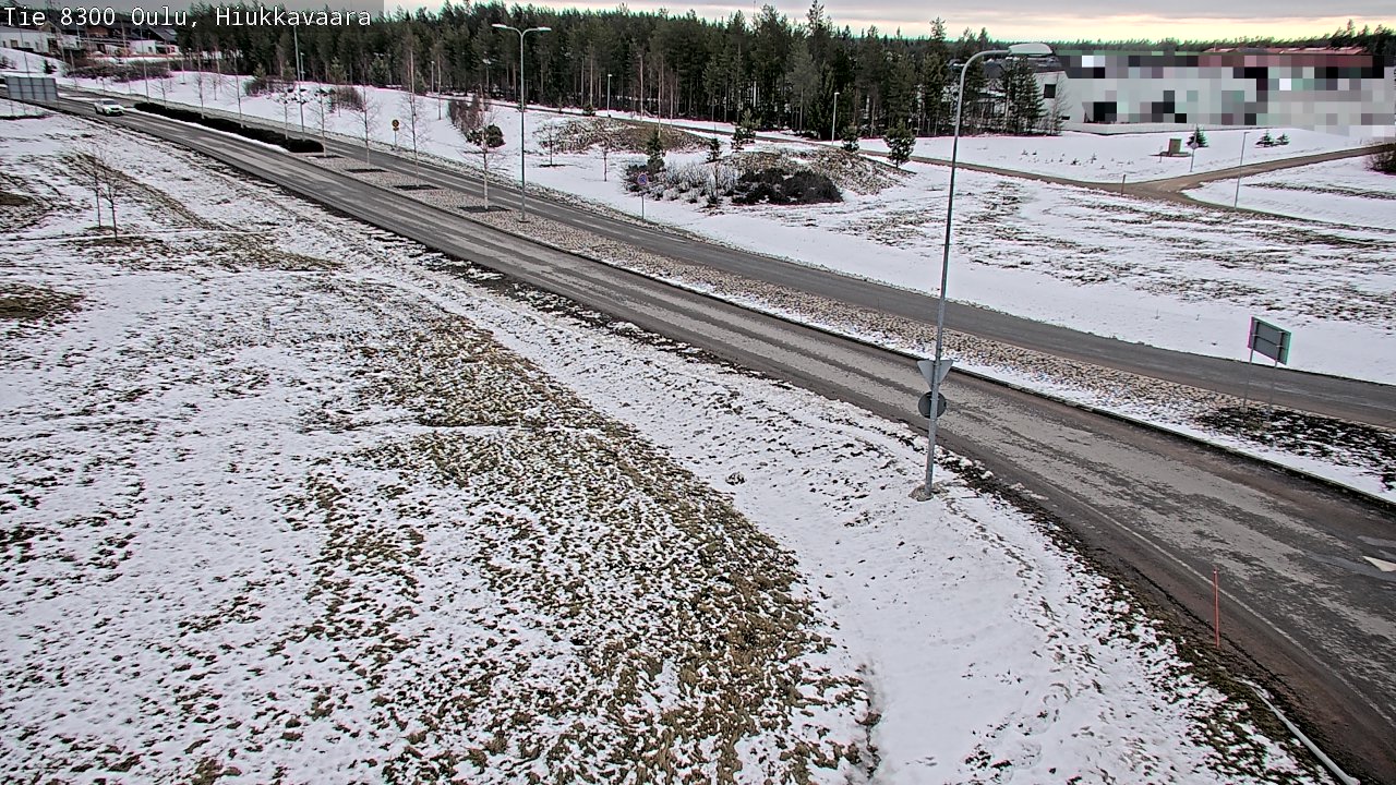 Weather Camera Image väg 8300 Oulu Hiukkavaara, Oulu, Pohjois-Pohjanmaa