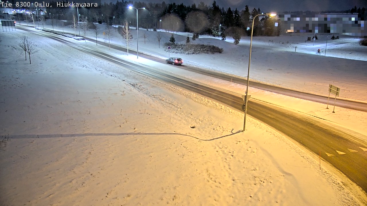 Weather Camera Image väg 8300 Oulu Hiukkavaara, Oulu, Pohjois-Pohjanmaa