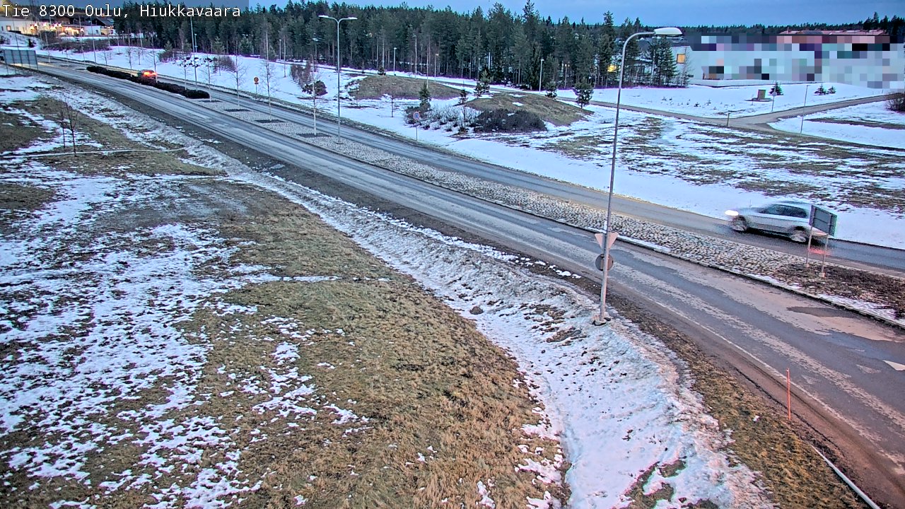 Weather Camera Image väg 8300 Oulu Hiukkavaara, Oulu, Pohjois-Pohjanmaa