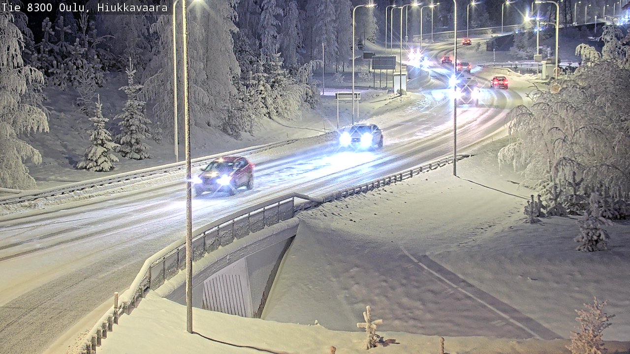 Weather Camera Image road 8300 Oulu Hiukkavaara, Oulu, Pohjois-Pohjanmaa
