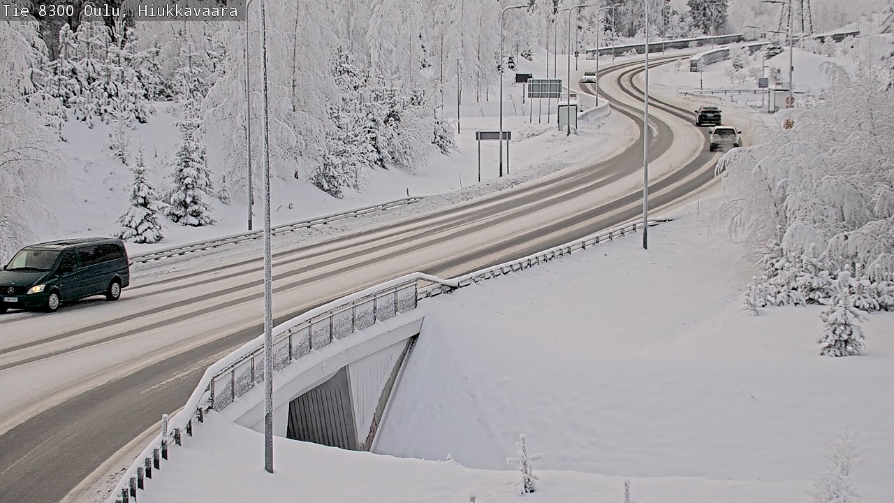 Weather Camera Image road 8300 Oulu Hiukkavaara, Oulu, Pohjois-Pohjanmaa