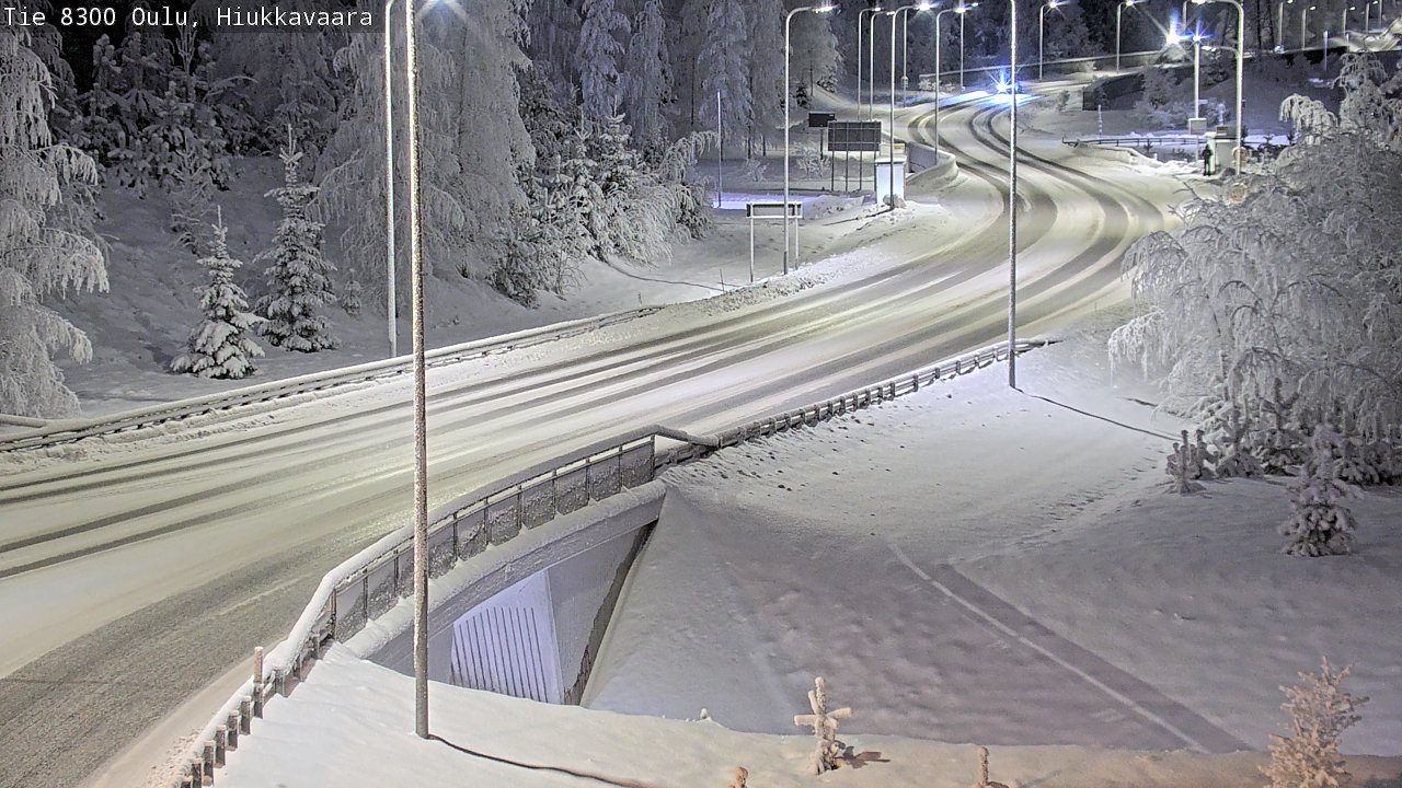 Weather Camera Image road 8300 Oulu Hiukkavaara, Oulu, Pohjois-Pohjanmaa