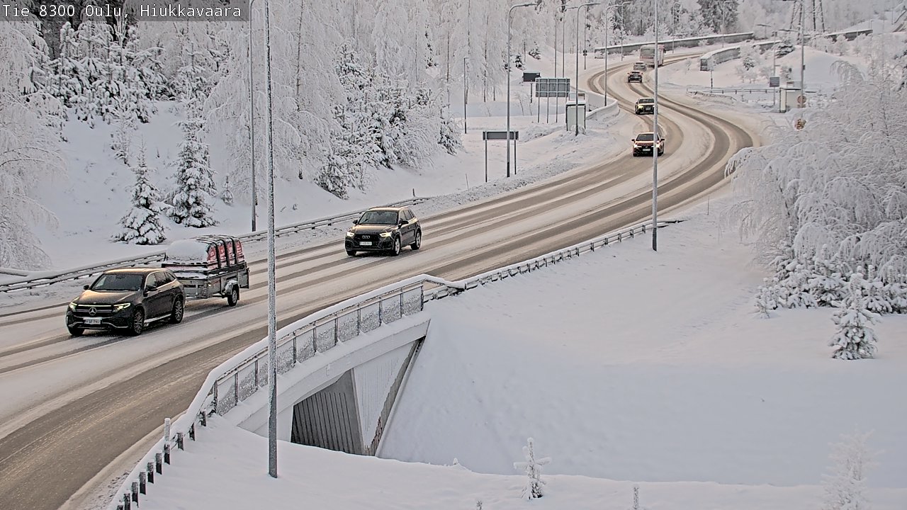 Weather Camera Image road 8300 Oulu Hiukkavaara, Oulu, Pohjois-Pohjanmaa