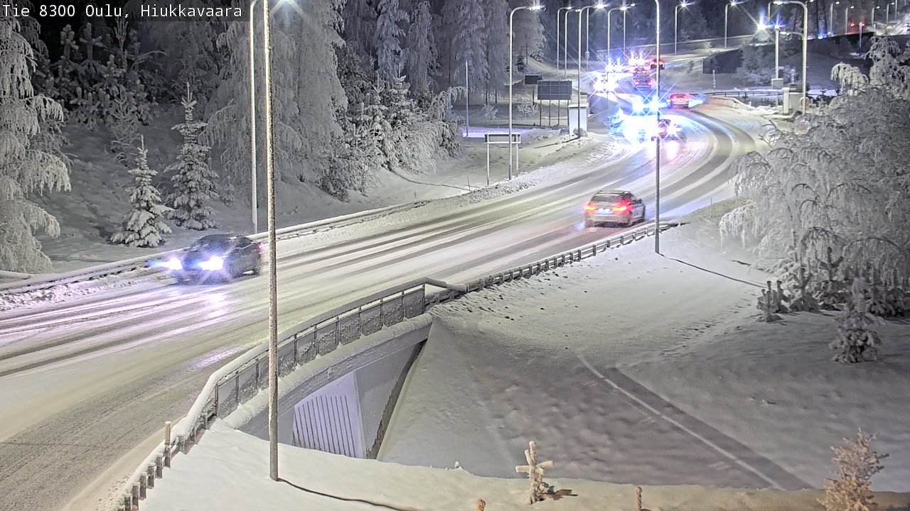 Weather Camera Image road 8300 Oulu Hiukkavaara, Oulu, Pohjois-Pohjanmaa