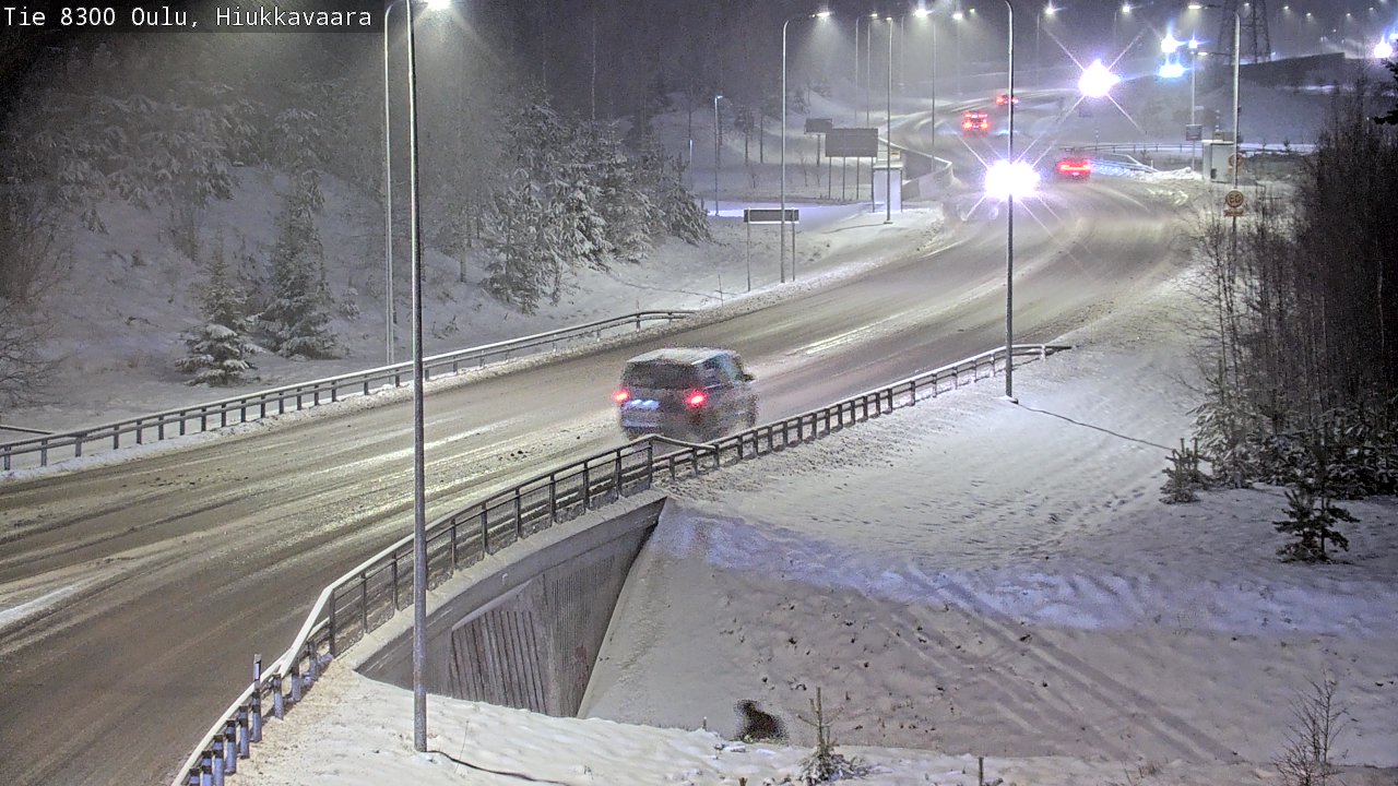 Weather Camera Image väg 8300 Oulu Hiukkavaara, Oulu, Pohjois-Pohjanmaa