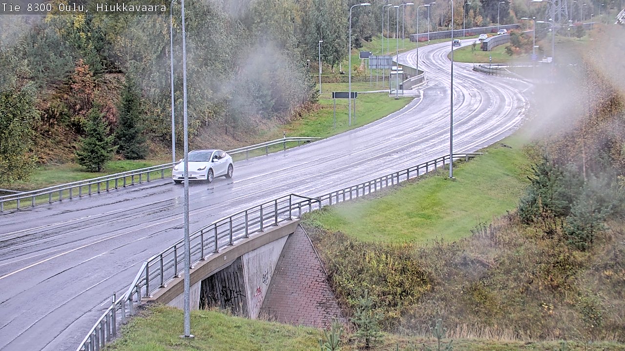Weather Camera Image road 8300 Oulu Hiukkavaara, Oulu, Pohjois-Pohjanmaa
