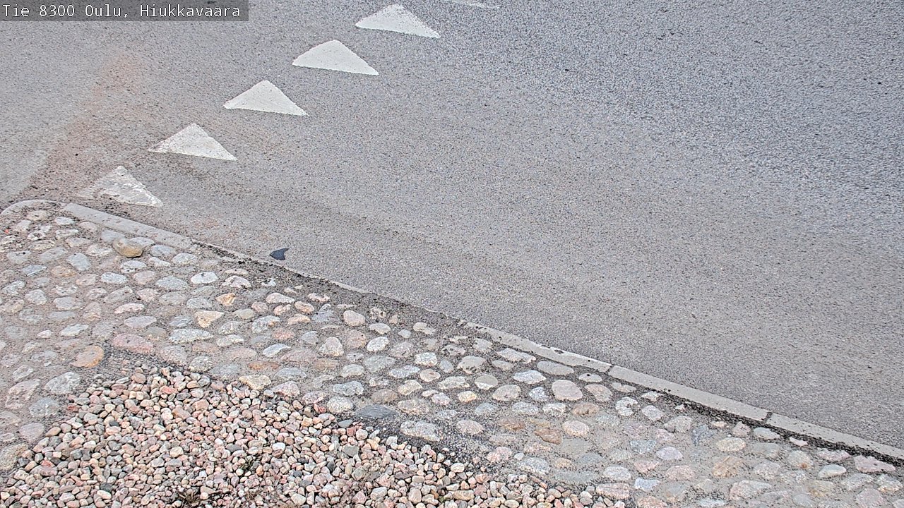 Weather Camera Image road 8300 Oulu Hiukkavaara, Oulu, Pohjois-Pohjanmaa