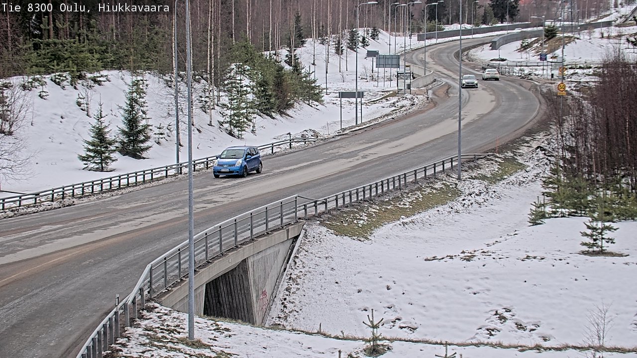 Weather Camera Image road 8300 Oulu Hiukkavaara, Oulu, Pohjois-Pohjanmaa