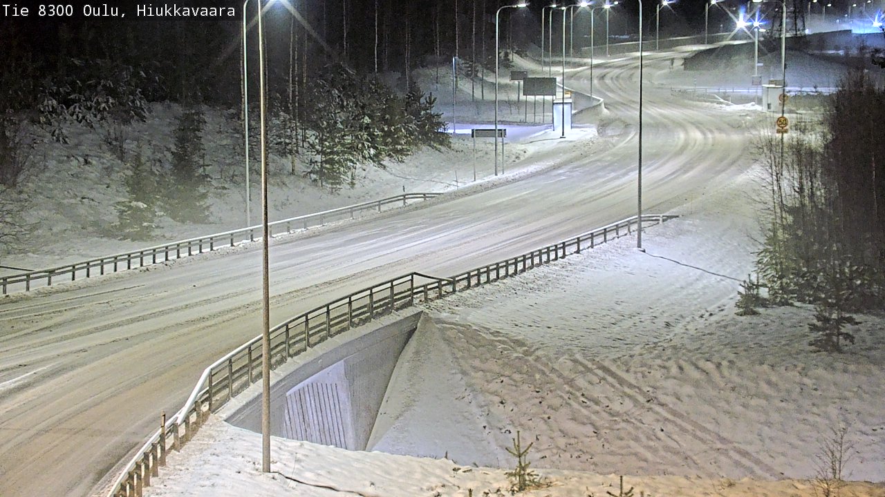 Weather Camera Image väg 8300 Oulu Hiukkavaara, Oulu, Pohjois-Pohjanmaa