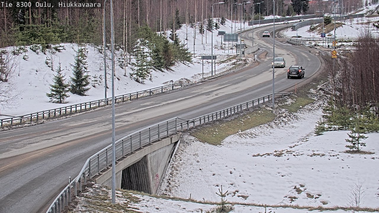 Weather Camera Image road 8300 Oulu Hiukkavaara, Oulu, Pohjois-Pohjanmaa