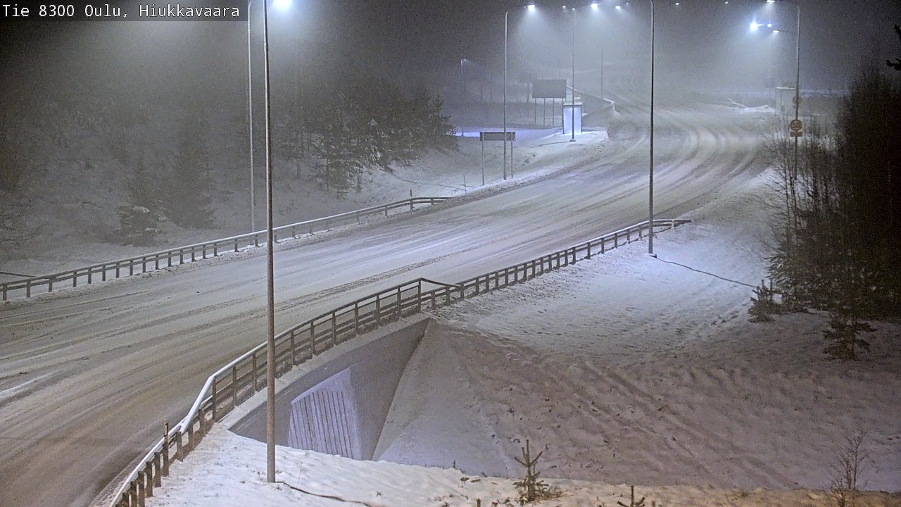 Weather Camera Image väg 8300 Oulu Hiukkavaara, Oulu, Pohjois-Pohjanmaa